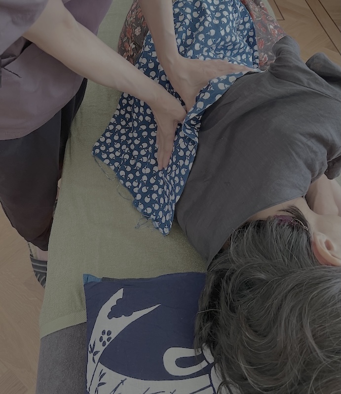 Shiatsu treatment photo1